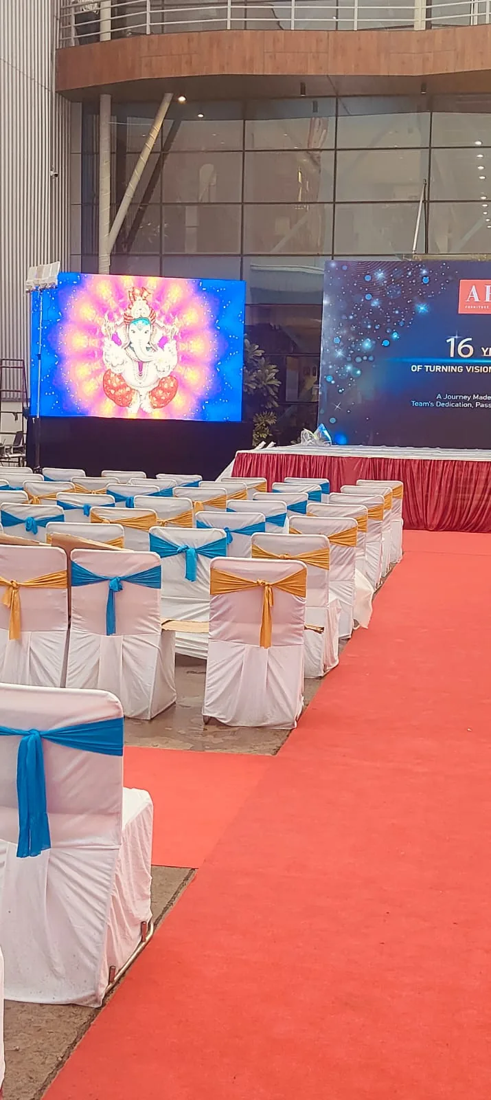 Vertical buffet food display by Shree Balaji Caterers